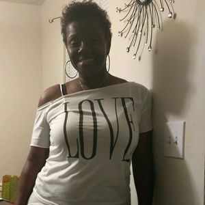 Meet your Posher, Tina